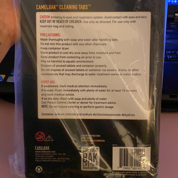 Nwot Camelbak cleaning kit - Picture 6 of 6